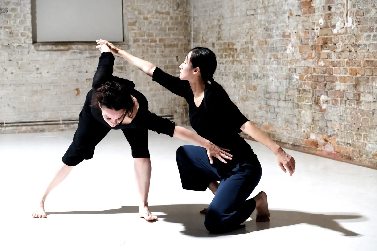Quatuor for two dancers — photograph 8 of 9